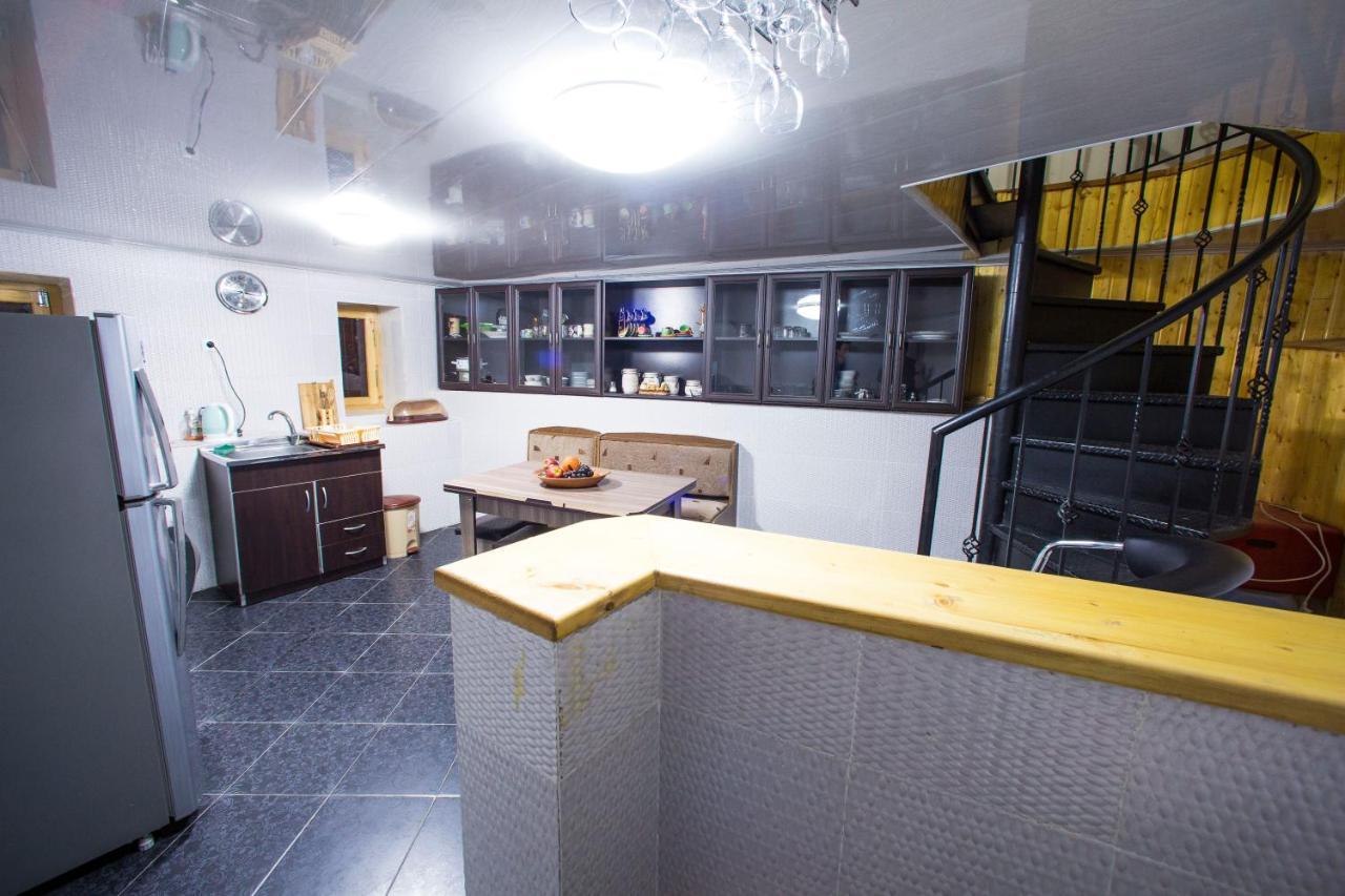 Nikas Apartment Тбилиси Экстерьер фото