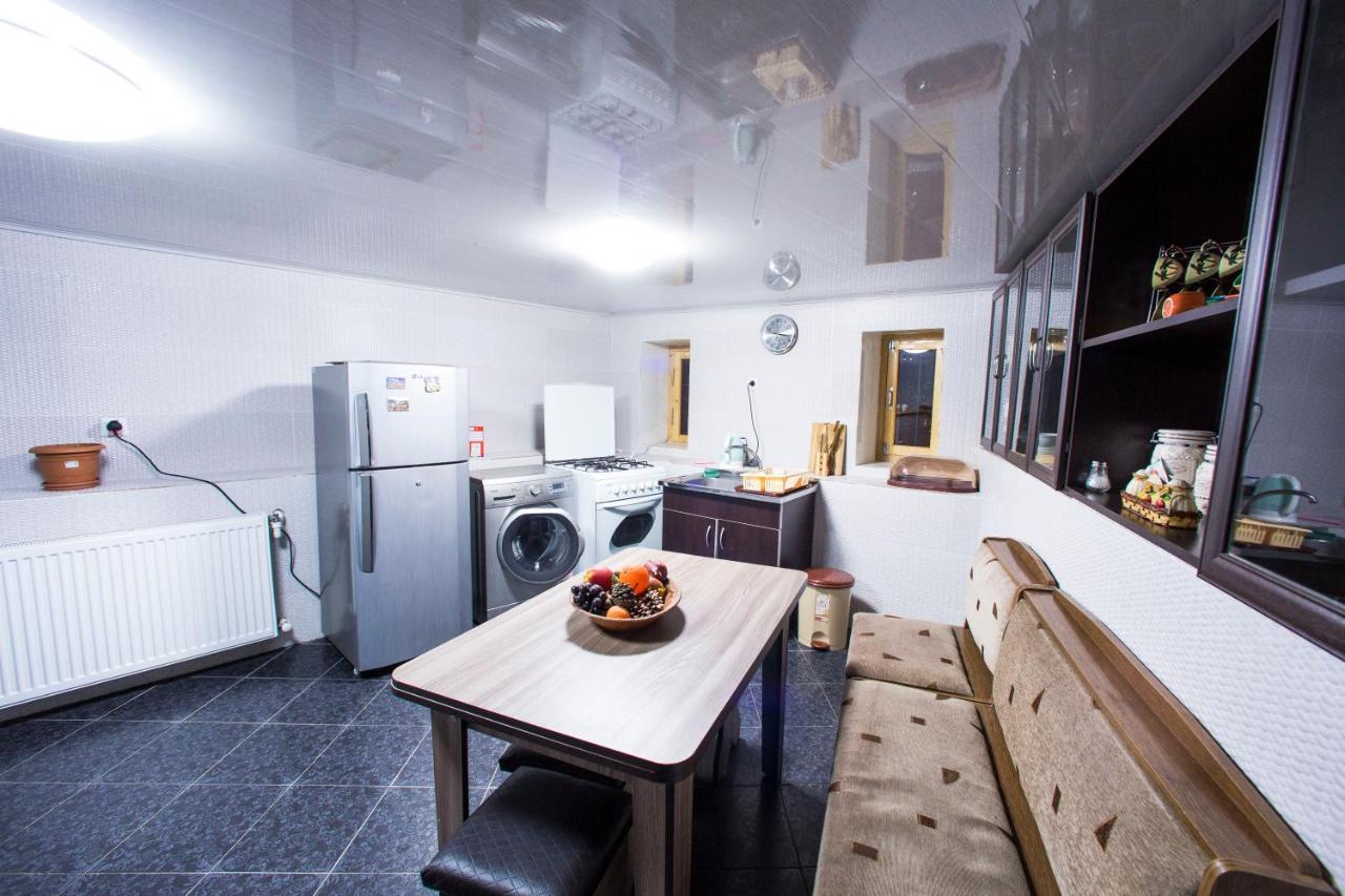Nikas Apartment Тбилиси Экстерьер фото