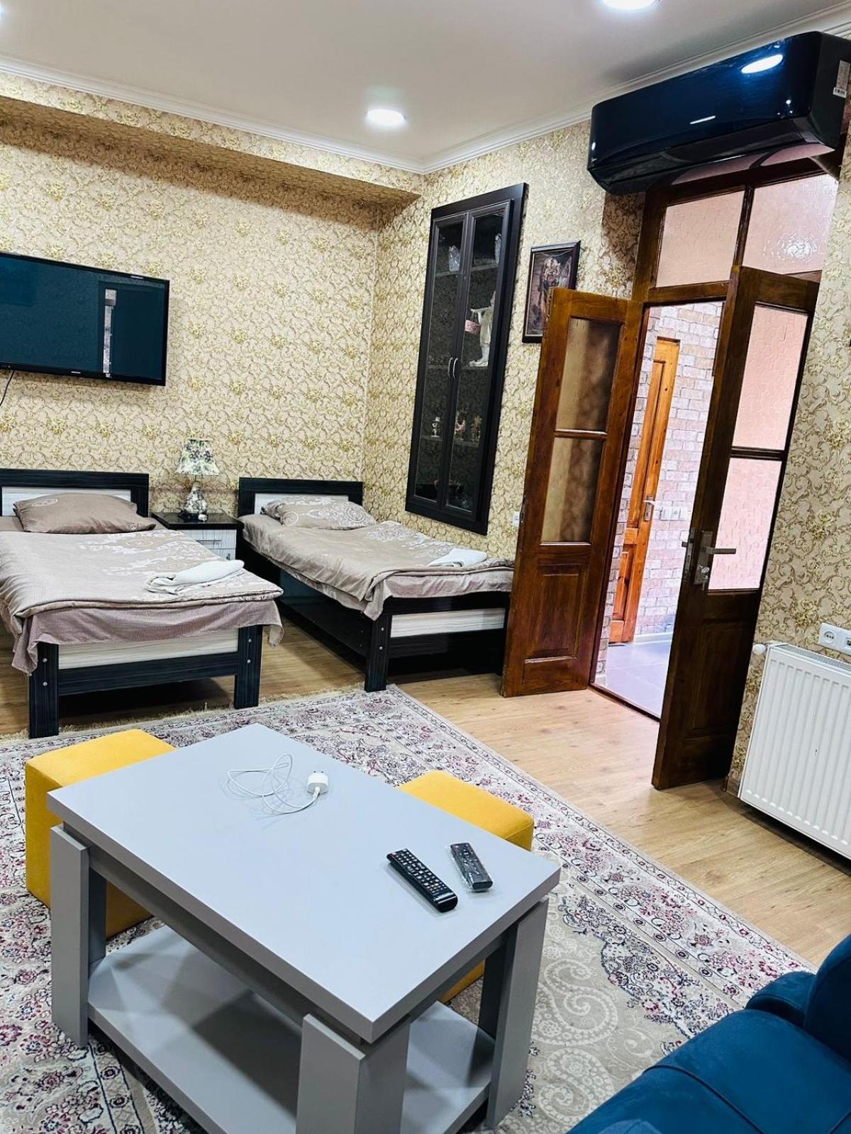 Nikas Apartment Тбилиси Экстерьер фото